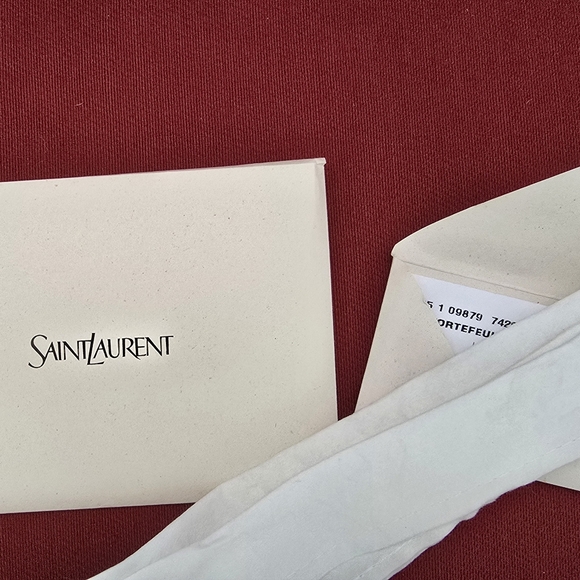 Saint Laurent Black Cassandre Chain Wallet - Picture 10 of 10